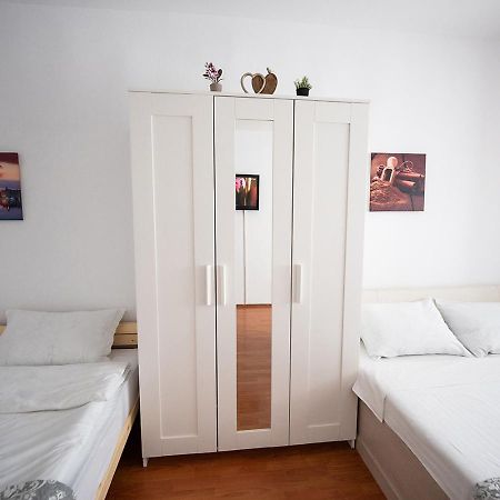 Aurel Vlaicu Apartment- Gara Брашов Екстер'єр фото