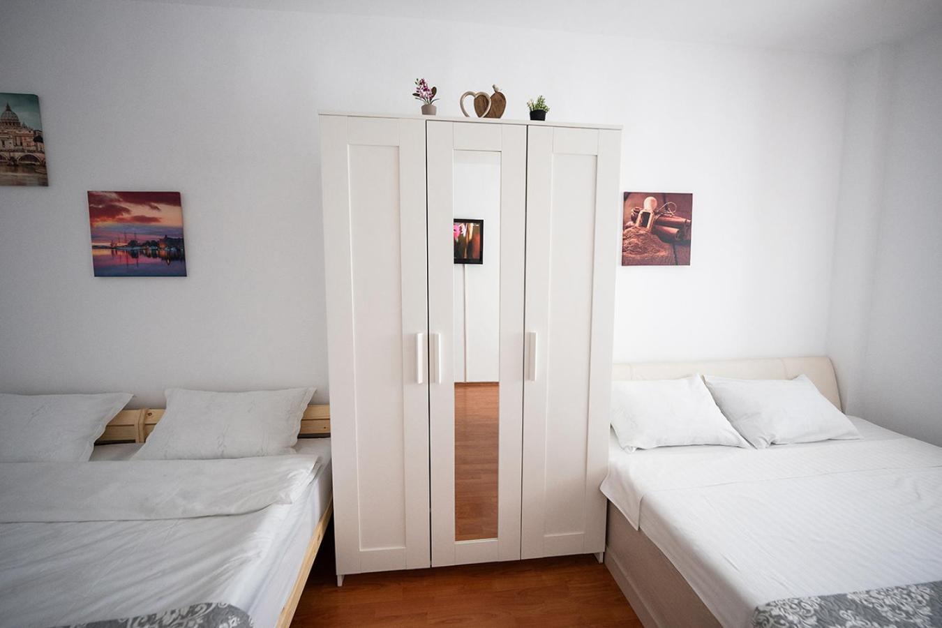 Aurel Vlaicu Apartment- Gara Брашов Екстер'єр фото